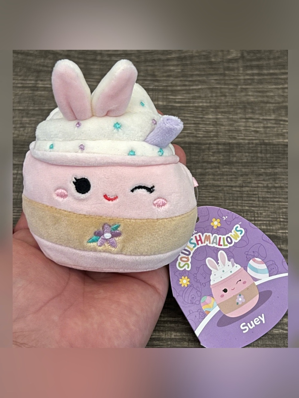 Small Squishmallows Suey